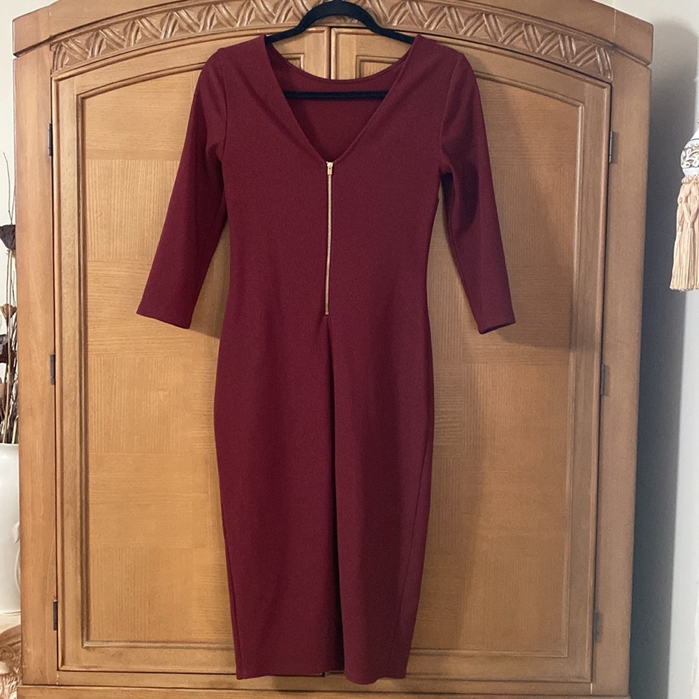 Express Dress - Picture 2 of 5